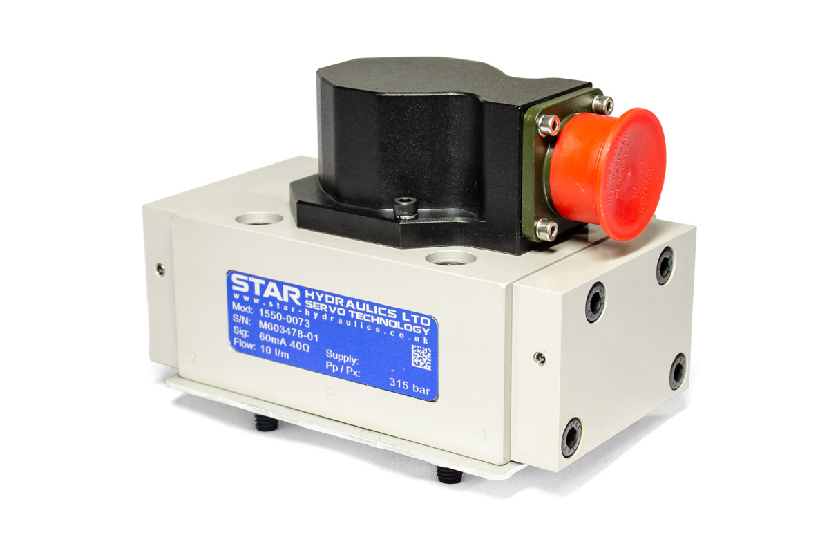 Star Hydraulics 1550 Series Servo Valve on white background